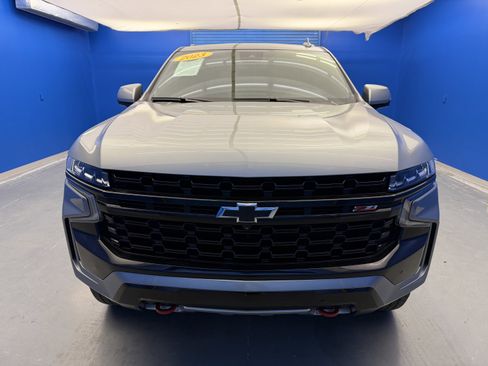 Used 2023 Chevrolet Suburban Z71 w/ Z71 Off-Road Package image 3