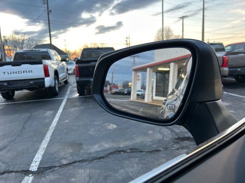 New 2026 Toyota Highlander Platinum image 21