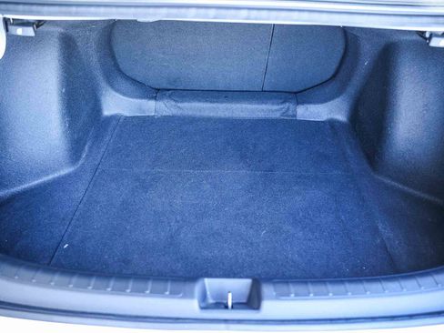 Used 2025 Honda Civic Sport image 32