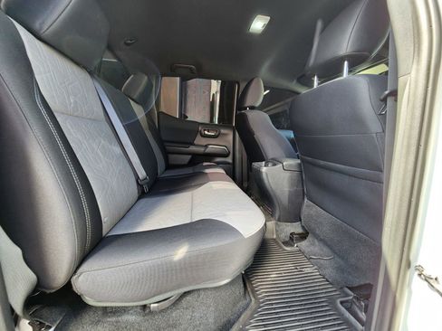 Used 2023 Toyota Tacoma TRD Sport w/ Black Out Package (TMS) image 22