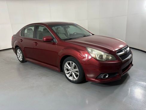Used 2013 Subaru Legacy 2.5i Limited image 2