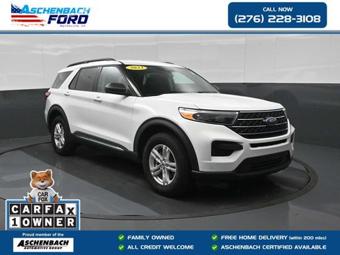 Used 2023 Ford Explorer XLT AWD/4WD image 1