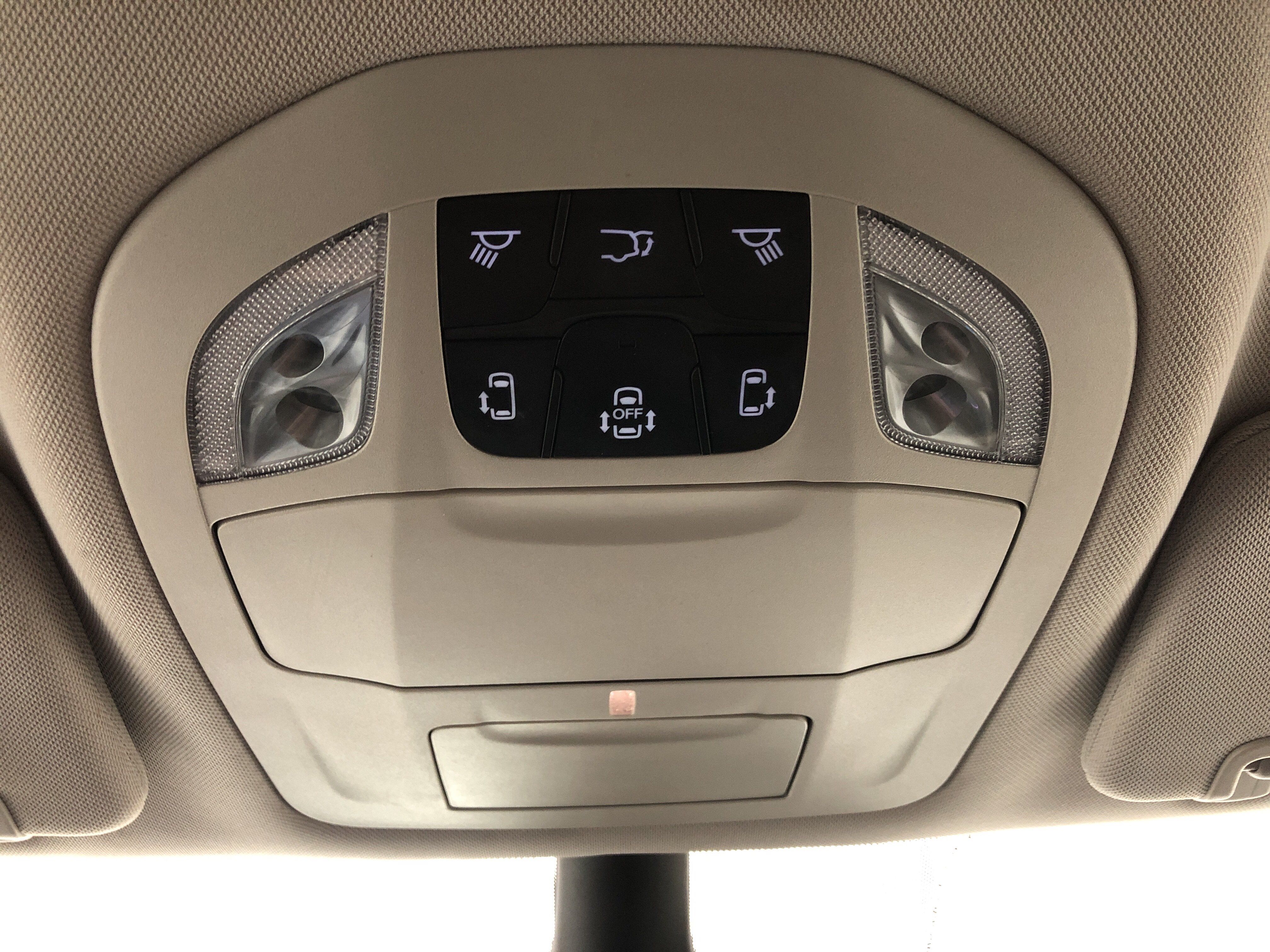 Used 2023 Chrysler Pacifica Touring-L FWD image 19
