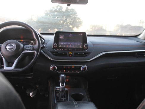 Used 2020 Nissan Altima 2.5 SR image 25