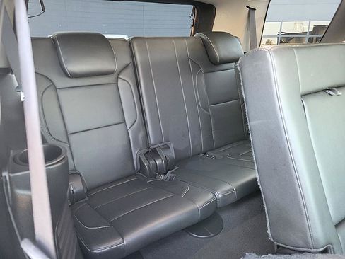 Used 2020 Chevrolet Tahoe LT AWD/4WD image 16
