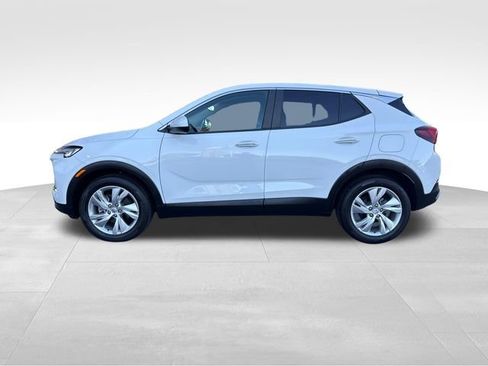 Used 2024 Buick Encore GX Preferred FWD image 2