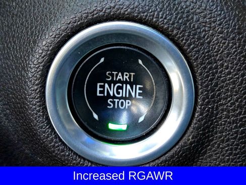 Used 2021 GMC Sierra 1500 SLT image 23