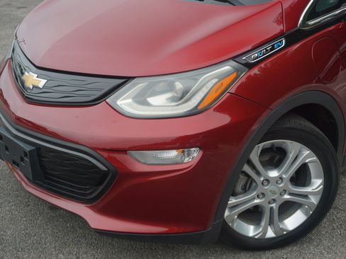 Used 2020 Chevrolet Bolt LT image 13