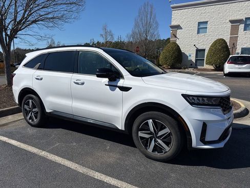 Used 2022 Kia Sorento S w/ Panoramic Sunroof Package image 1