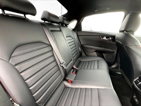 Used 2023 Kia Forte GT w/ GT2 Package FWD image 23