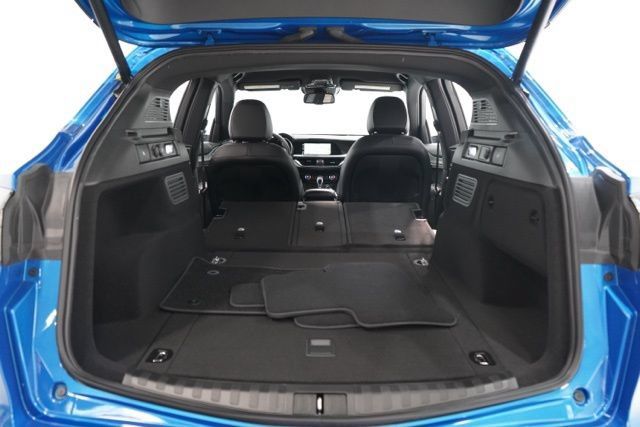 New 2025 Alfa Romeo Stelvio Sprint AWD/4WD image 32
