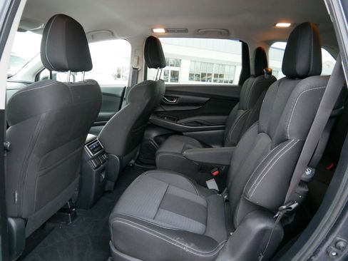 Used 2023 Subaru Ascent Premium w/ Convenience Package image 32