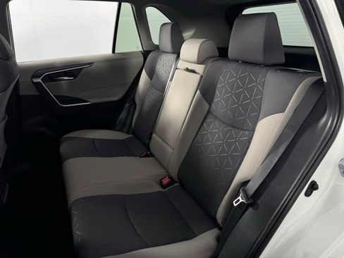 Used 2024 Toyota RAV4 XLE image 17