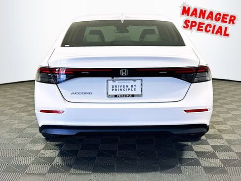 Used 2024 Honda Accord EX image 7