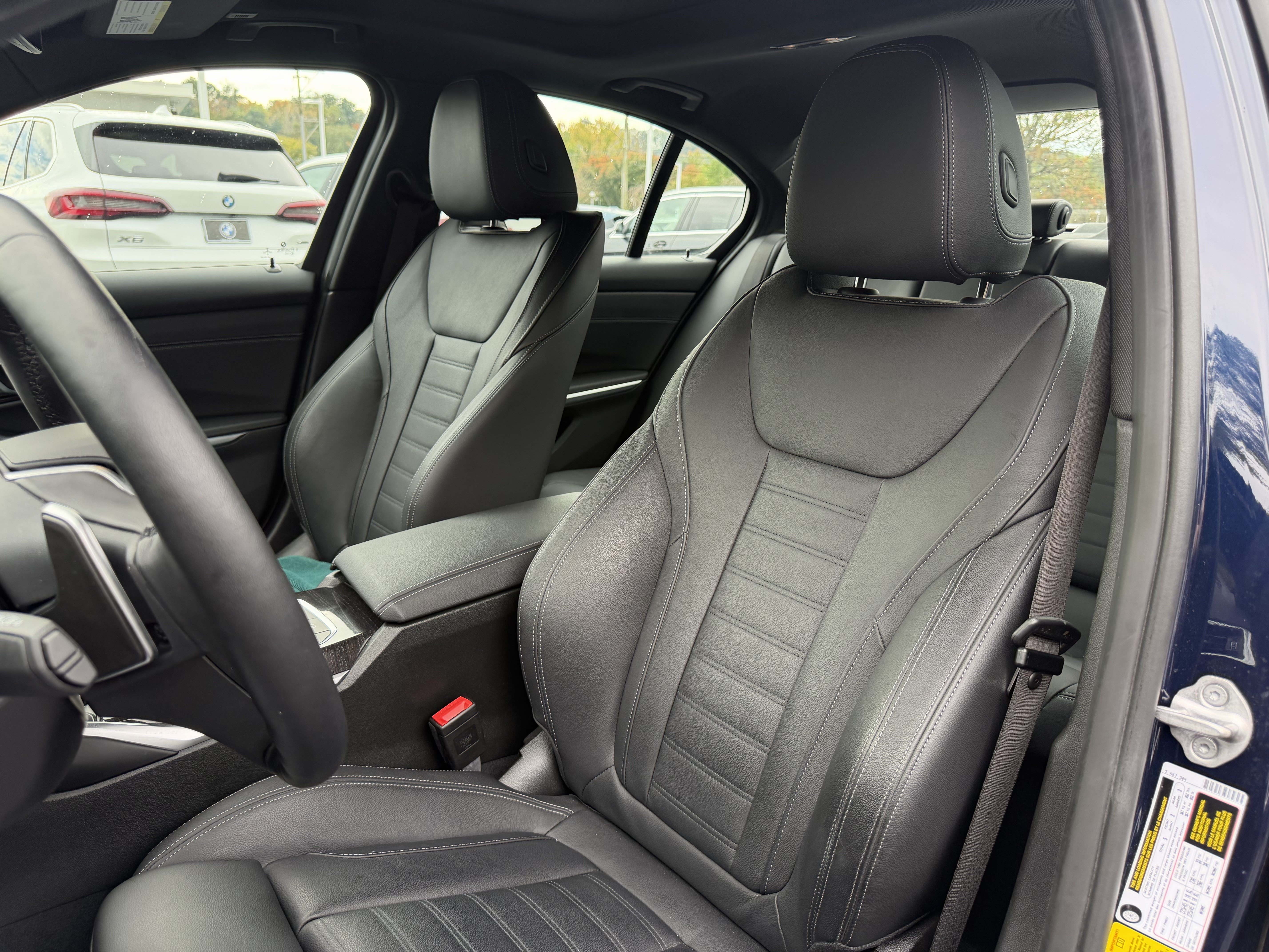 Certified 2023 BMW 330i xDrive Sedan AWD/4WD image 10