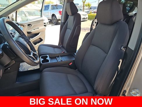 Used 2019 Honda Odyssey EX image 15