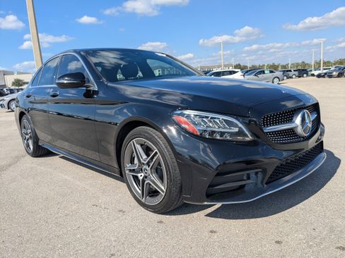 Used 2020 Mercedes-Benz C 300 4MATIC Sedan image 34