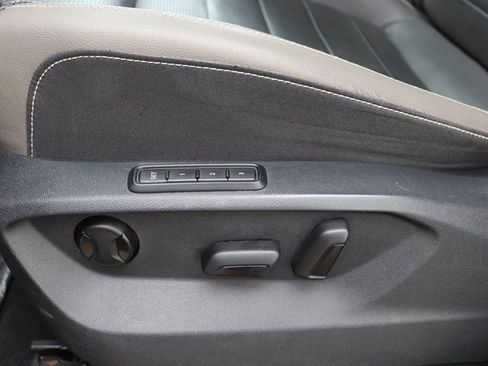 Used 2021 Volkswagen Atlas SEL image 31