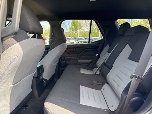 Used 2025 Toyota 4Runner TRD Sport AWD/4WD image 11