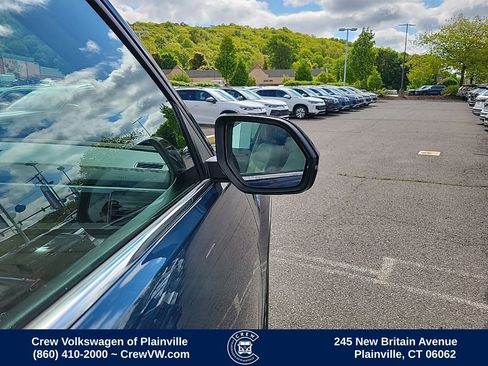 Used 2018 Volkswagen Atlas SEL AWD/4WD image 34