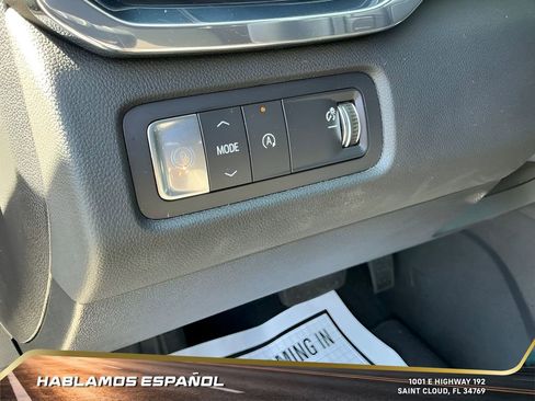 Certified 2025 GMC Acadia Elevation image 35