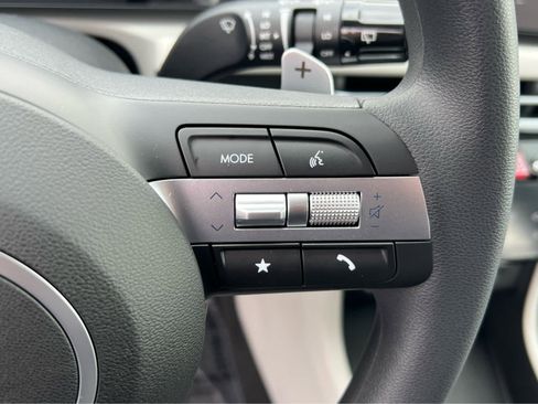 New 2026 Hyundai Tucson Blue SE image 32