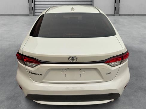 Used 2020 Toyota Corolla LE FWD image 34