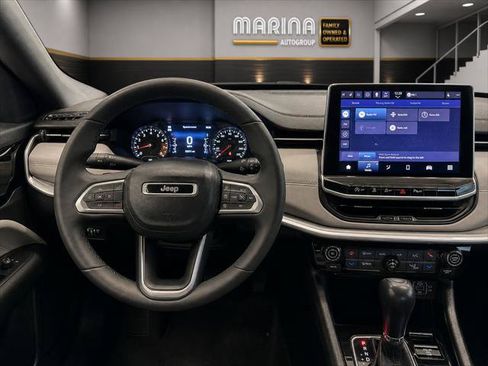 Certified 2024 Jeep Compass Limited AWD/4WD image 3