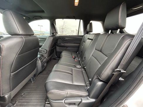 Used 2023 Honda Passport TrailSport image 30