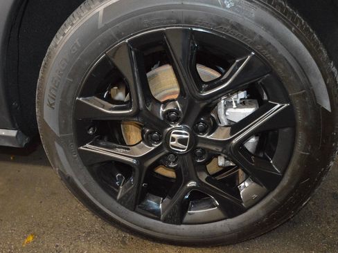 Used 2025 Honda HR-V Sport image 4