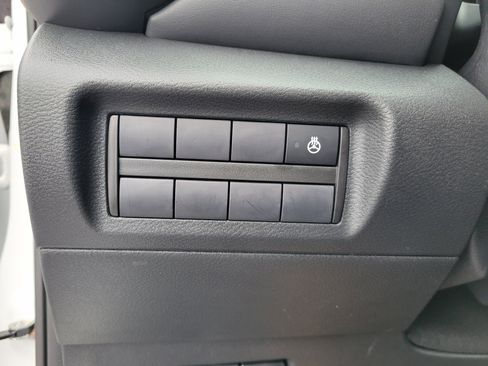 Used 2023 Nissan Kicks SR w/ SR Premium Package image 20