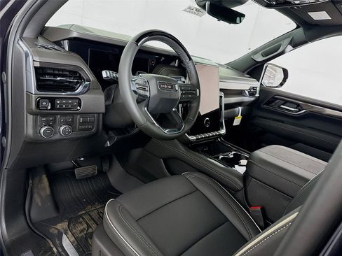 New 2026 GMC Yukon XL Elevation w/ Elevation Premium Package AWD/4WD image 3