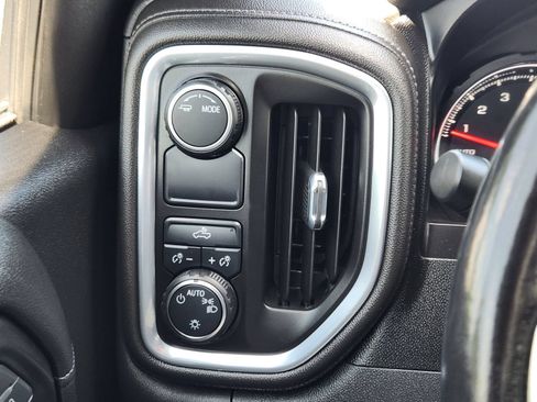 Used 2021 Chevrolet Silverado 1500 LT RWD image 25