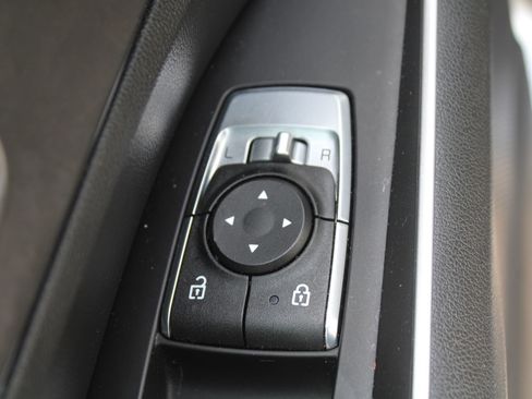 Used 2021 Kia Sorento S w/ Panoramic Sunroof Package FWD image 19