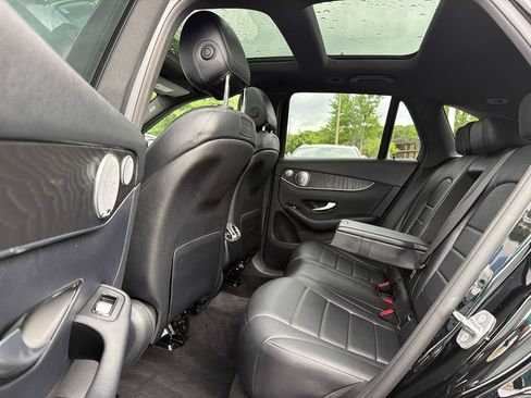 Used 2018 Mercedes-Benz GLC 300 4MATIC image 15