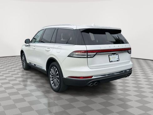 Used 2022 Lincoln Aviator AWD w/ Premium Package image 5