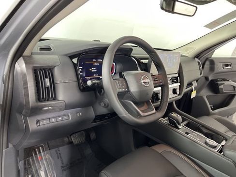 New 2026 Nissan Pathfinder Platinum w/ Accent Package AWD/4WD image 20