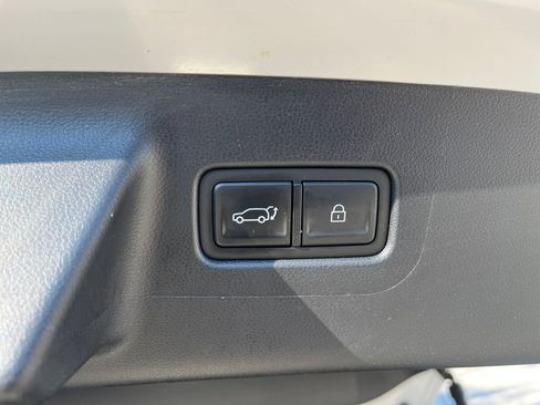 Used 2025 Hyundai Santa Fe SEL image 23