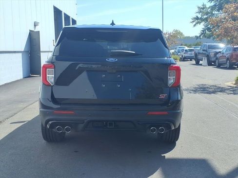 Certified 2022 Ford Explorer ST w/ Equipment Group 401A image 5