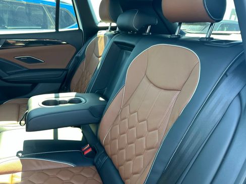 Certified 2025 Volkswagen Tiguan SEL R-Line AWD/4WD image 26