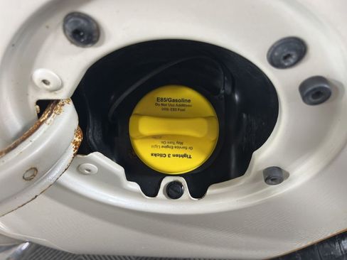 Used 2011 Chevrolet Silverado 1500 LTZ w/ LTZ White Diamond Edition image 9