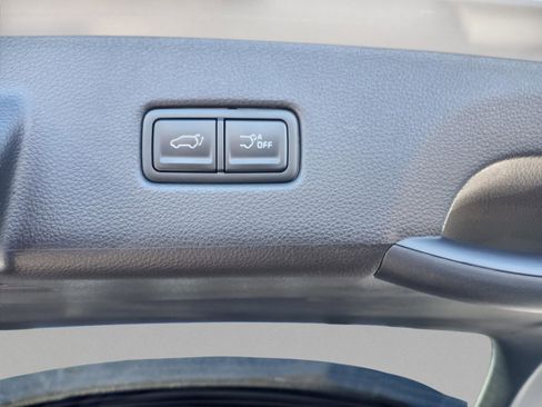 New 2026 Kia Carnival EX image 14