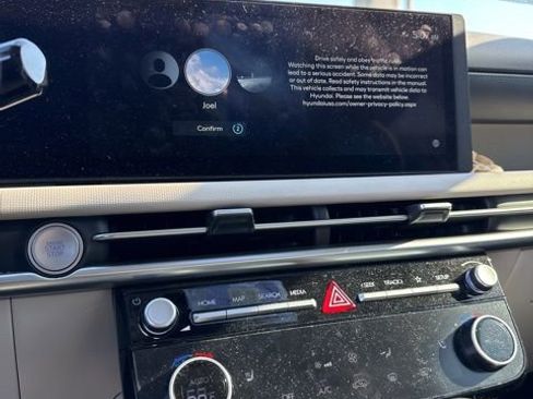 Used 2025 Hyundai Tucson SEL image 2