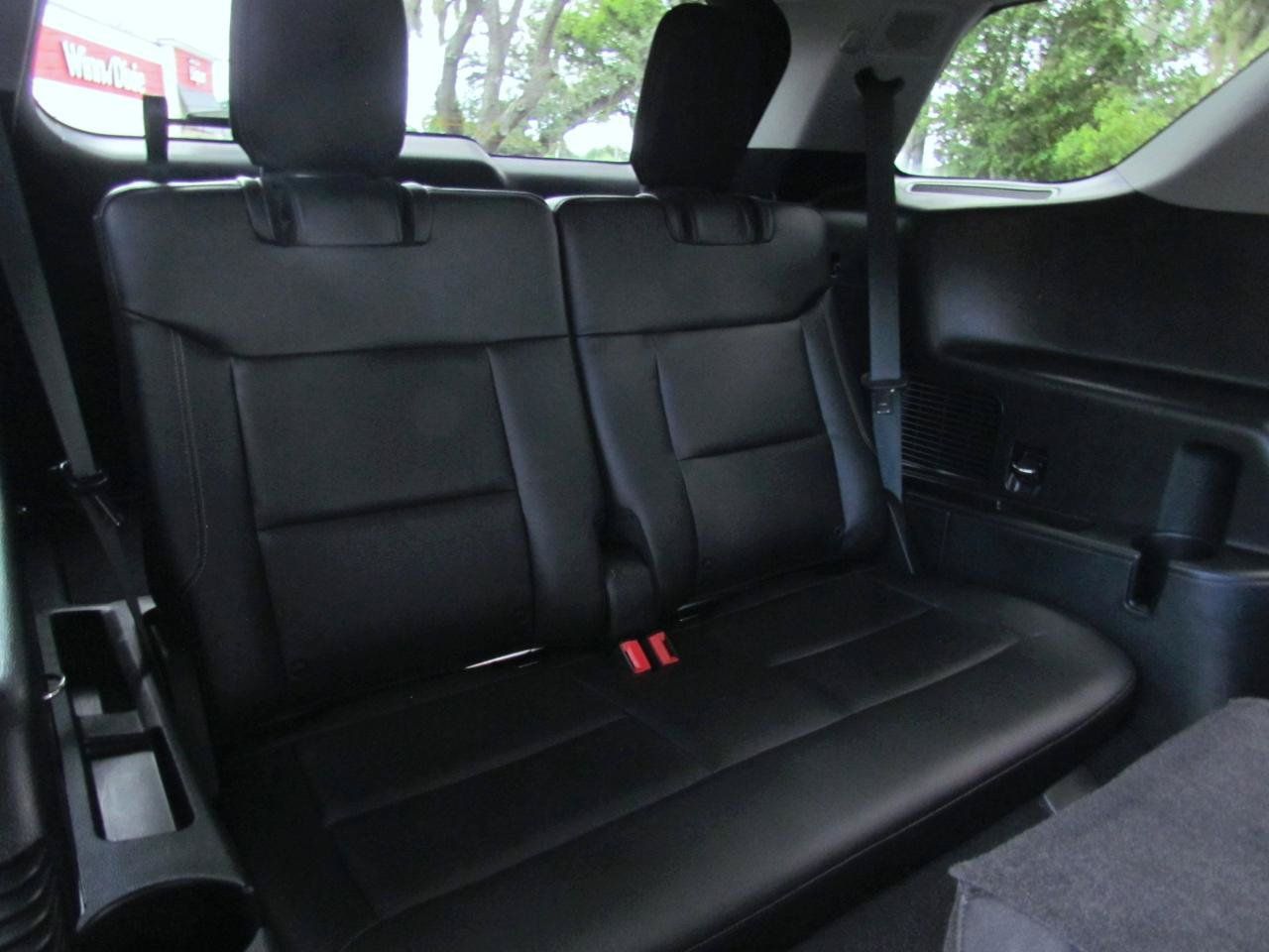 Used 2020 Ford Explorer Limited RWD image 29