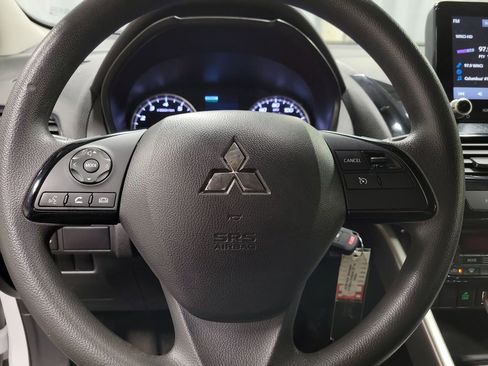 Used 2022 Mitsubishi Eclipse Cross LE AWD/4WD image 19