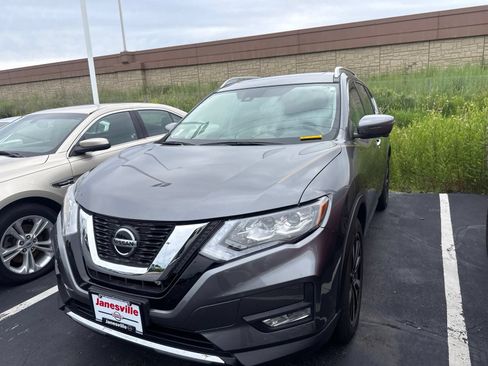 Certified 2019 Nissan Rogue SL w/ Premium Package AWD/4WD image 4