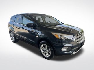 Used 2019 Ford Escape SE AWD/4WD video 3