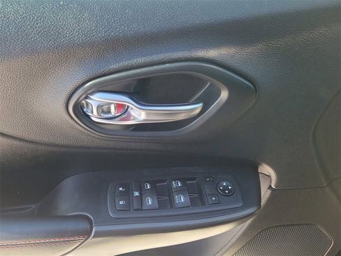 Certified 2020 Jeep Cherokee Trailhawk w/ Comfort/Convenience Group image 21