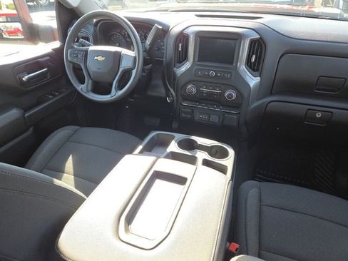 Used 2025 Chevrolet Silverado 2500 Custom w/ Custom Convenience Package image 25