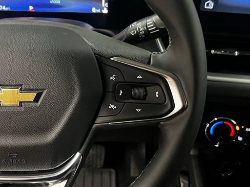 New 2026 Chevrolet TrailBlazer LT w/ LT Cold Weather Package FWD image 17
